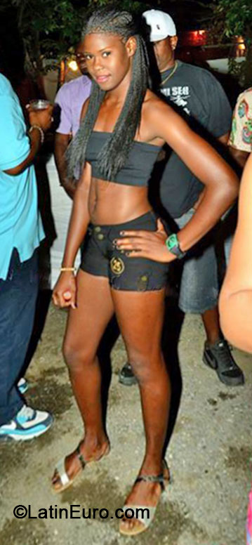 Date this beautiful Jamaica girl Taneka from Kingston JM1598