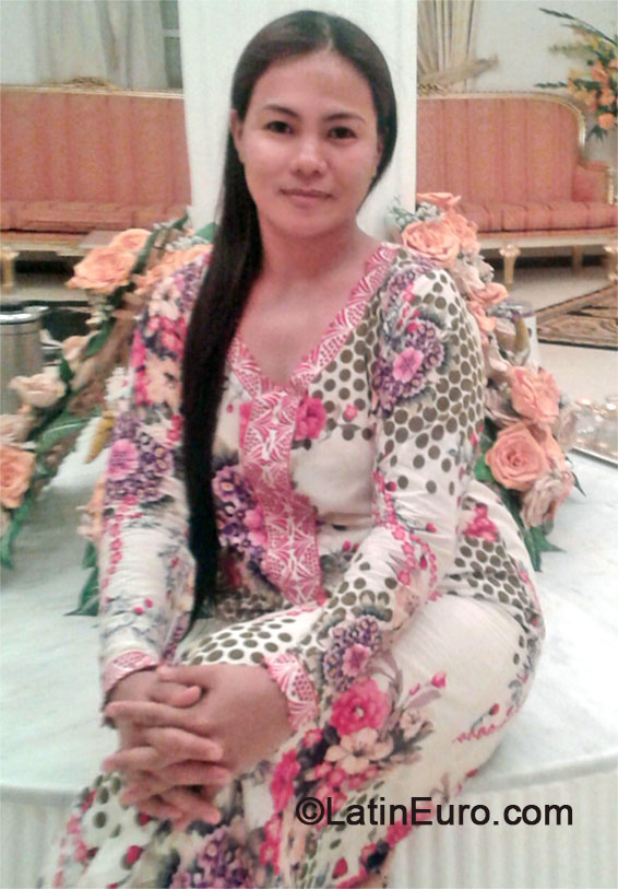 Date this cute Philippines girl Jackielyn from Manila PH627