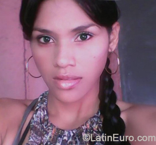 Date this georgeous Colombia girl Keny from Cartagena CO15034