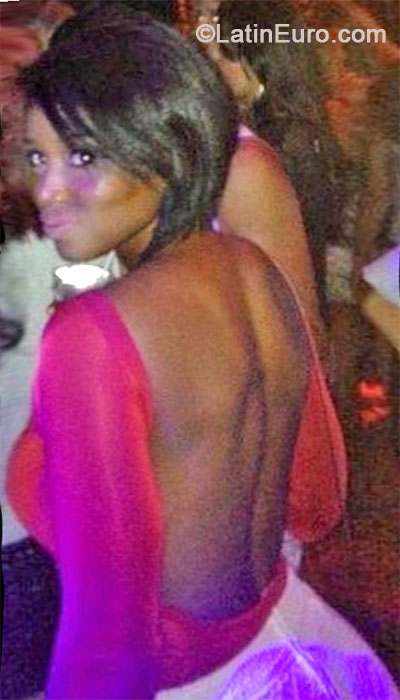 Date this hard body Brazil girl Jana from Rio De Janeiro BR8765