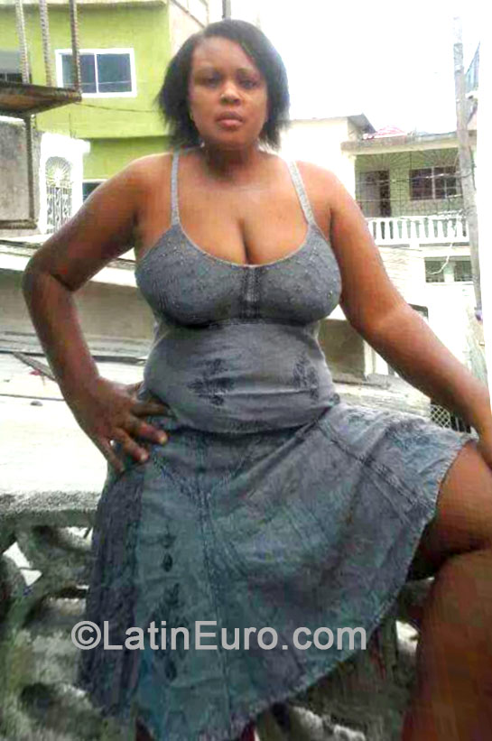 Date this pretty Jamaica girl Sylvia from Montego Bay JM1660