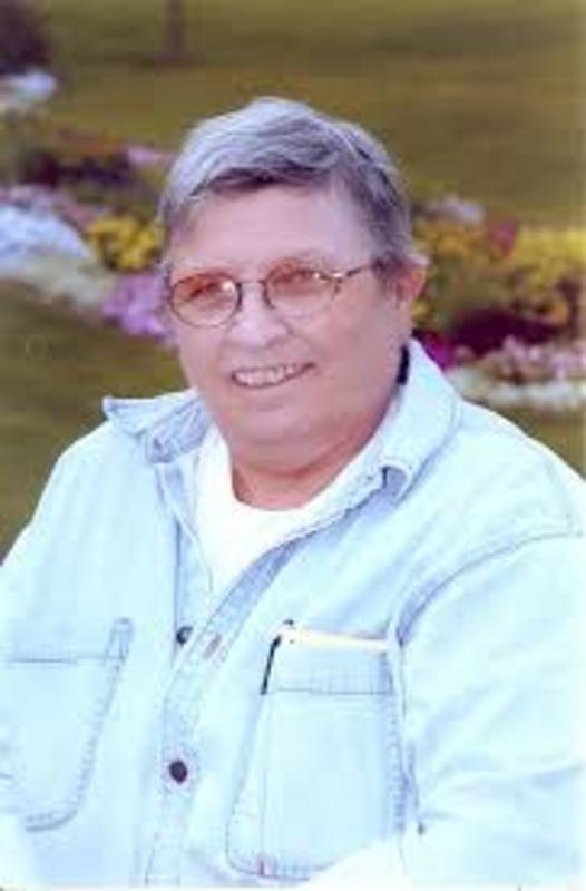 Date this voluptuous United States man Robert from New York City US14957