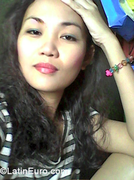 Date this stunning Philippines girl Mary-ann from Davao City PH643