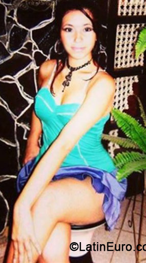 Date this happy Bolivia girl Mel from Santa Cruz BO20
