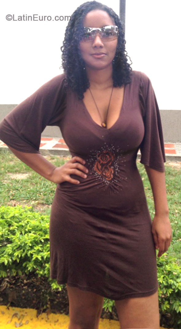 Date this delightful Colombia girl Amalfi from Cali CO17106