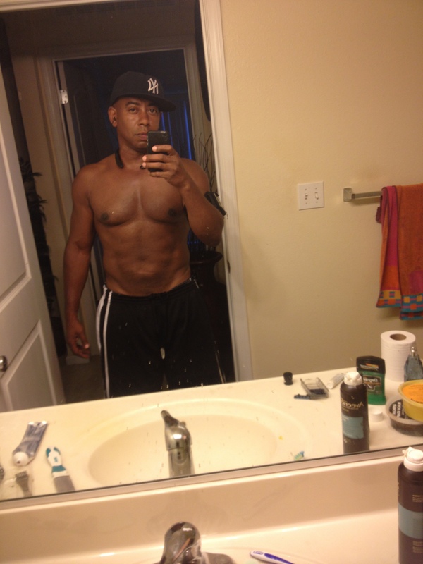 Date this athletic United States man Nick from College Park US15024