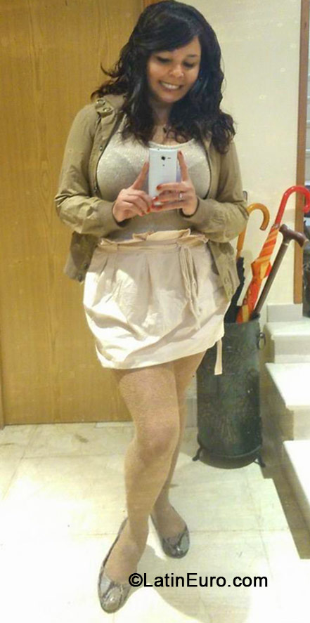 Date this good-looking Brazil girl Jozelania from Natal BR8801