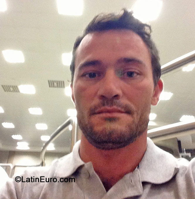Date this stunning Brazil man Igor from Rio Das Ostras BR8827