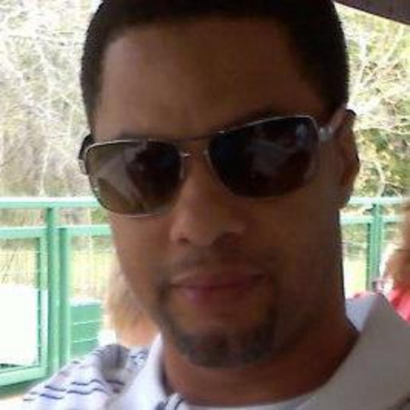 Date this beautiful United States man Sool from New Orleans US15115