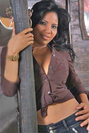 Date this passionate Colombia girl Kandy from Cartagena CO15387