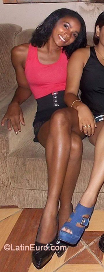 Date this young Brazil girl Nina from Bom Jesus Da Lapa BR8841