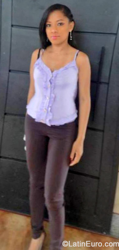 Date this pretty Colombia girl Danna from Bogota CO15422