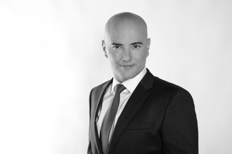 Date this tall Chile man Waltazar from Santiago CL81