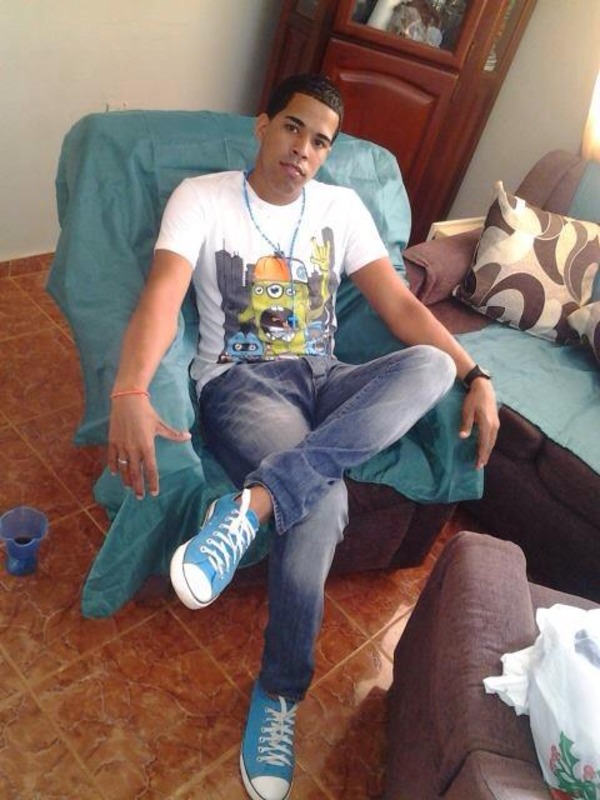 Date this nice looking Dominican Republic man Alexander from San Pedro De Macoris DO19506