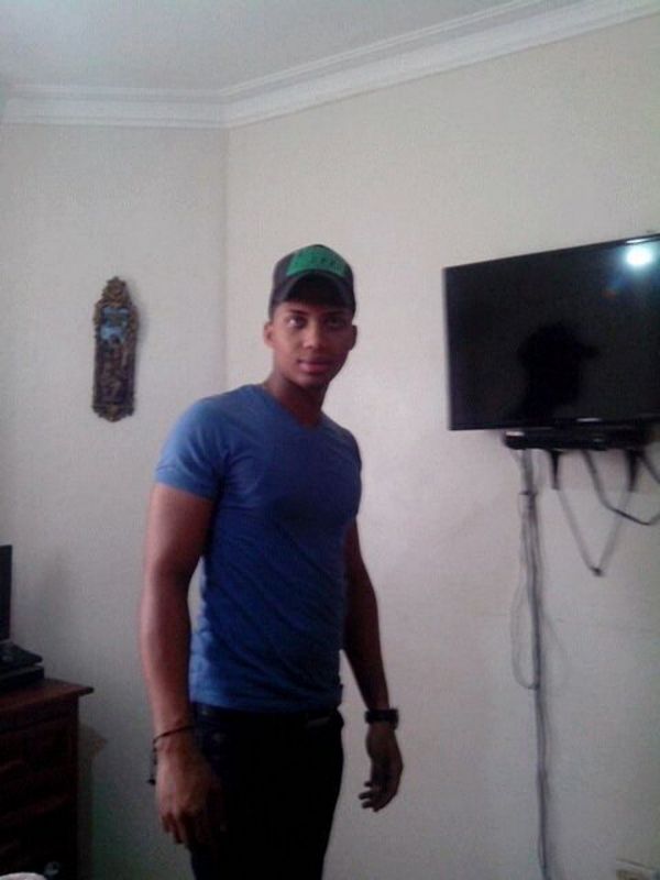 Date this beautiful Dominican Republic man Jean carlos from Santo Domingo DO19549