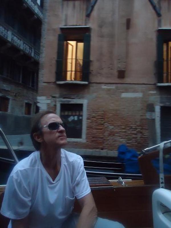 Date this happy Spain man JFVF from Zaragoza ES286