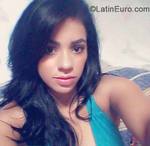 happy Honduras girl Carolina from San Pedro Sula HN1155