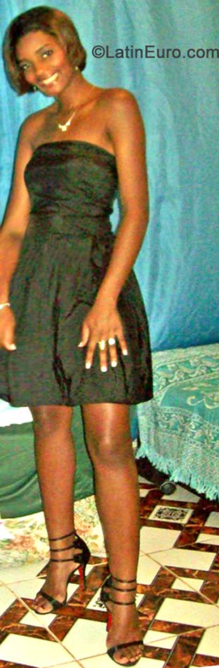 Date this foxy Brazil girl Luciana from Rio de Janeiro BR8936