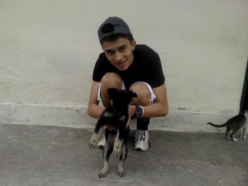 Date this funny Honduras man Alberto from Tegucigalpa HN1184
