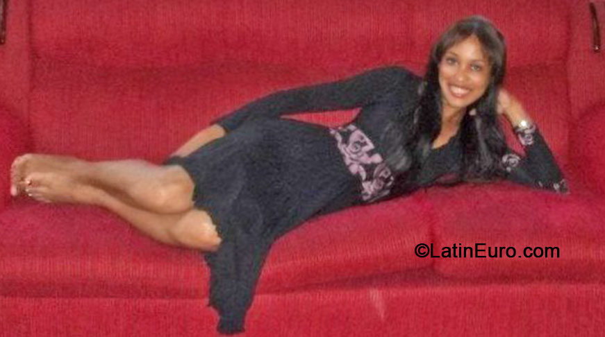 Date this delightful Brazil girl Fernanda from Rio de Janeiro BR8965