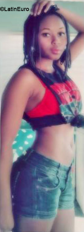 Date this cute Honduras girl Maury Giselle from San Pedro Sula HN1192