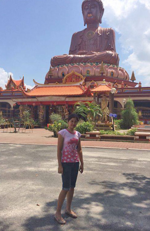 Date this nice looking Philippines girl Emelie from General Santos City PH681