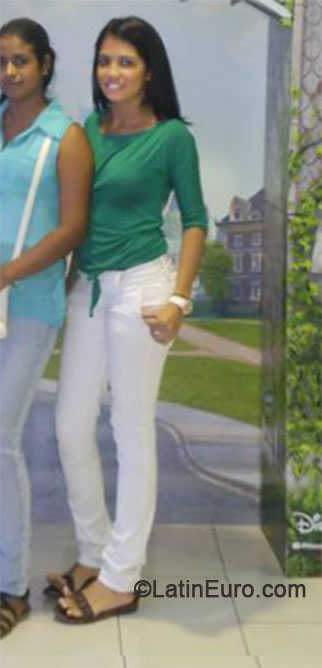 Date this young Colombia girl Alejandra caice from Cali CO16081