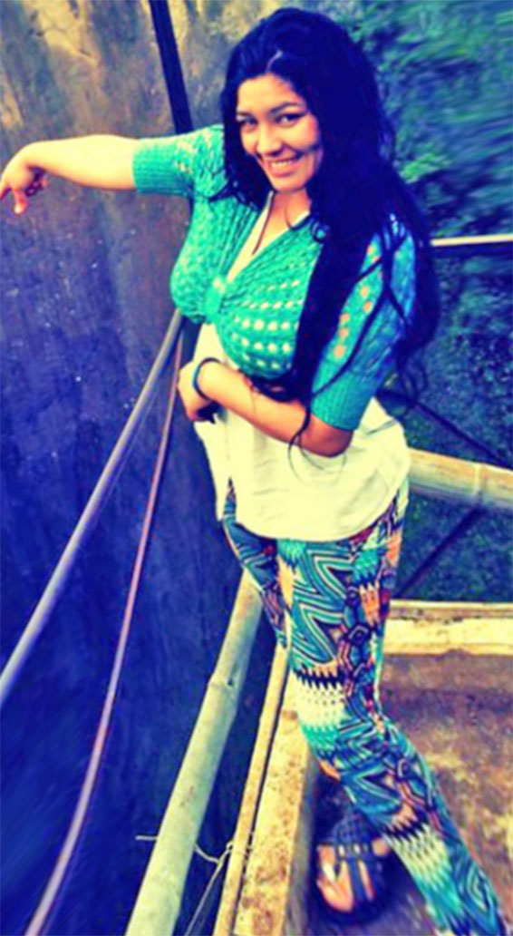 Date this exotic Colombia girl Johanna from Pitalito CO16117