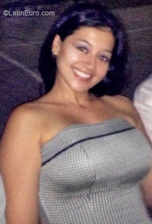 Date this funny Colombia girl Angie from Villavicencio CO16118