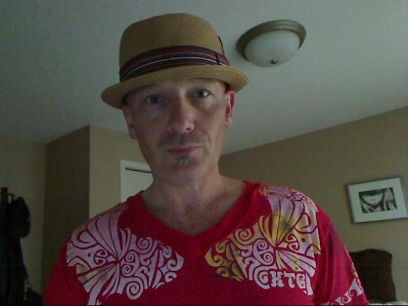 Date this sensual Canada man BooBooBear from Calgary CA630