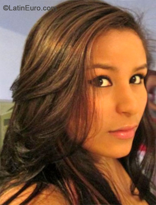 Date this beautiful Colombia girl Alejandra from Medellin CO16250