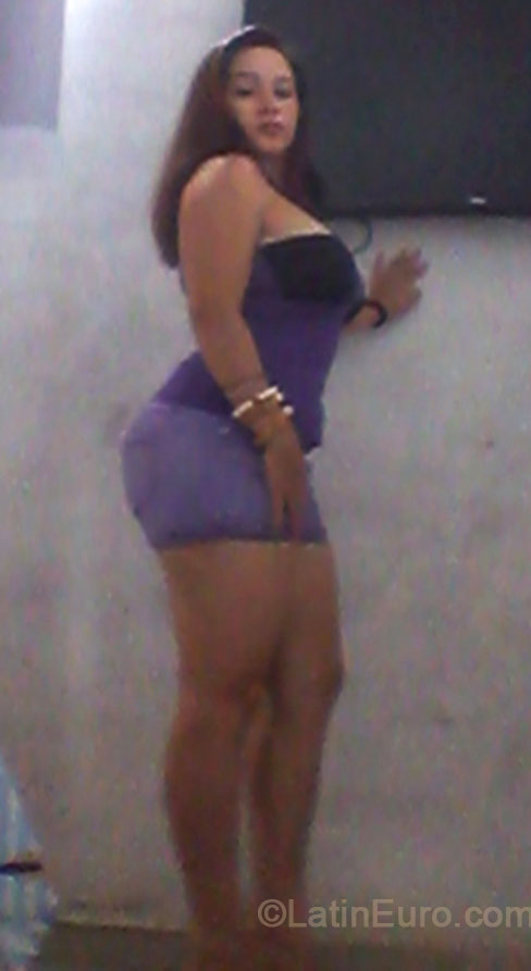 Date this exotic Brazil girl Patricia from Sao Luis BR9774