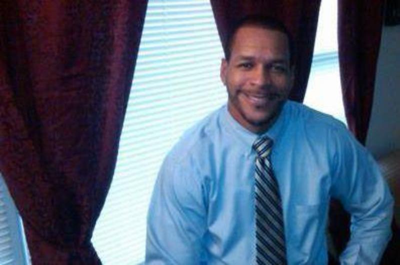 Date this happy United States man Carlos from Raleigh US15504