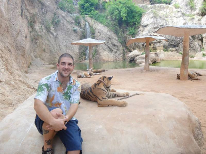 Date this athletic Brazil man Bestija from Salvador BR9064
