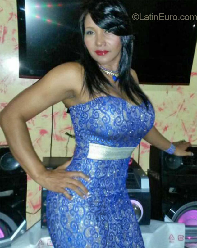 Date this gorgeous Colombia girl Sandra de la cr from Valledupar CO16401