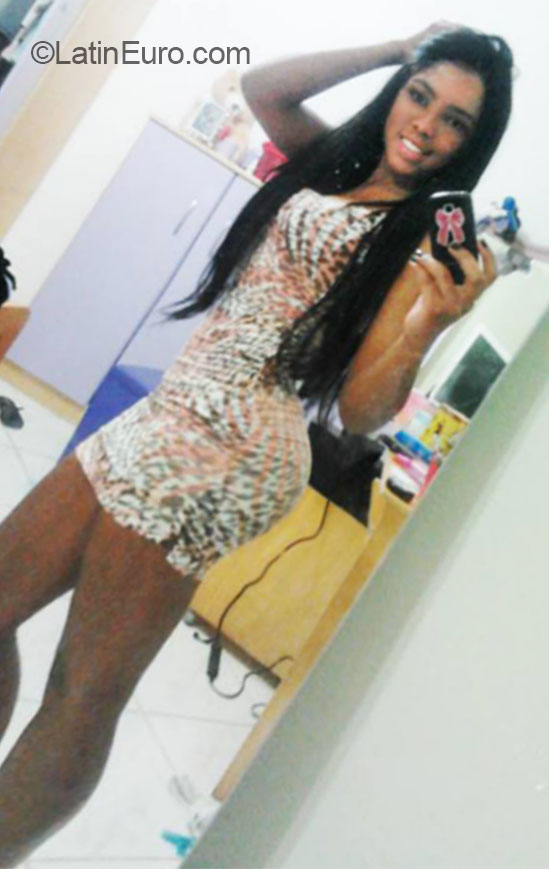 Date this sensual Brazil girl Angel from Sao Paulo BR9237