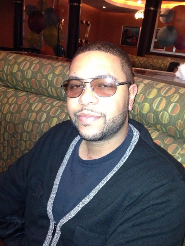 Date this cute United States man Jason from Redford US15629