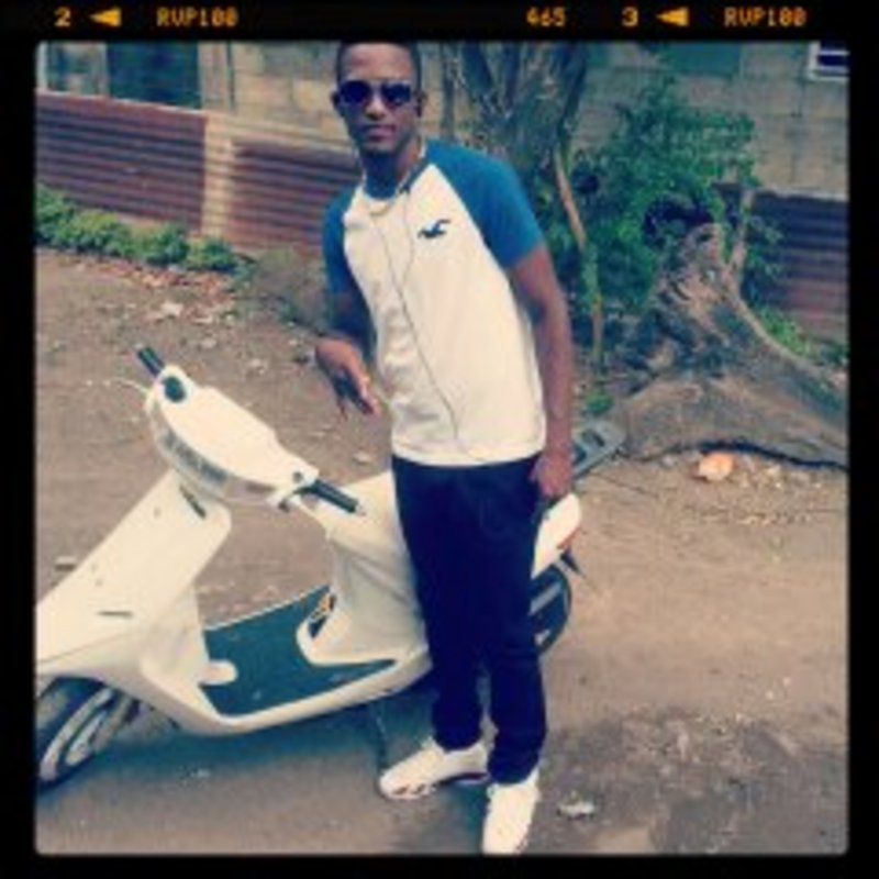 Date this happy United States man Emilio from New York US15652