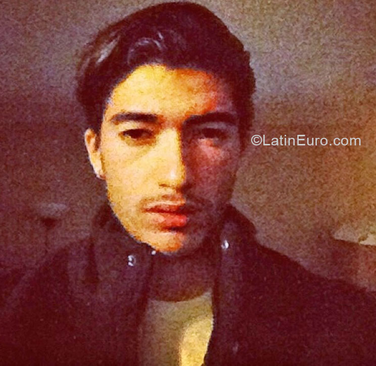 Date this lovely United States man Russell from Los Angeles US15653