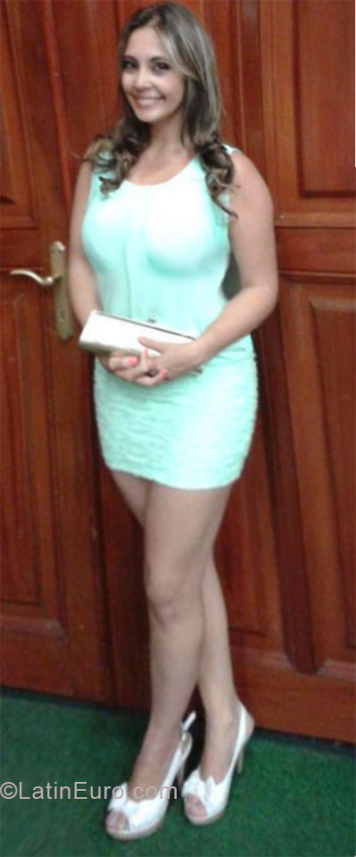 Date this beautiful Colombia girl Gala from Villavicencio CO16583