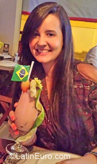 Date this stunning Brazil girl Fernanda from Belo Horizonte BR9138