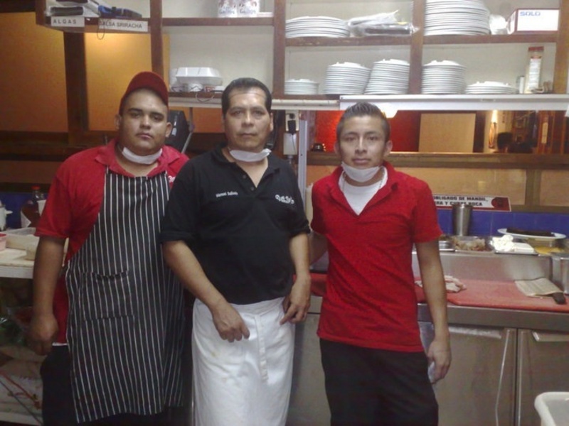 Date this stunning United States man Manuel from Hermosillo US15720