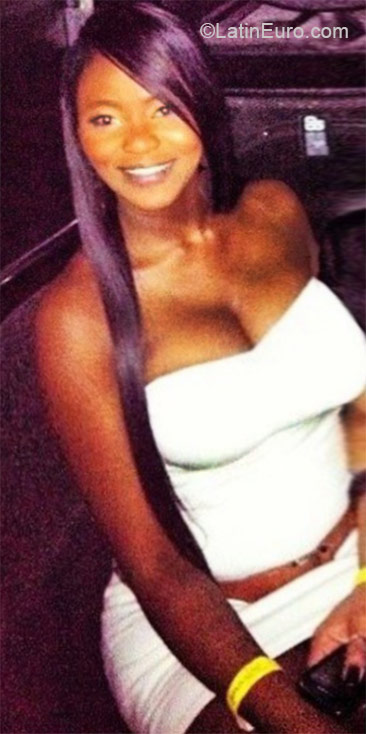 Date this lovely Colombia girl Angy from Medellin CO16685