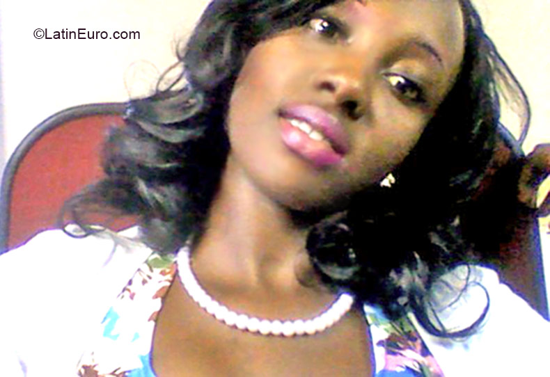 Date this sultry Jamaica girl Anna from Kingston JM1907
