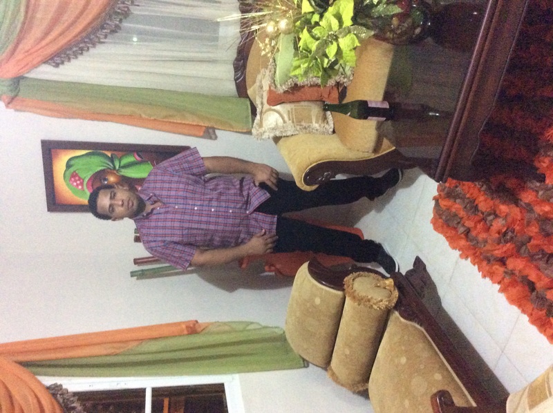 Date this nice looking Dominican Republic man Francisco from Santo Domingo DO20880