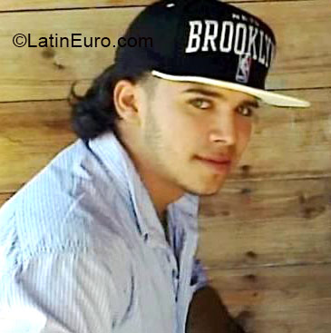 Date this foxy Dominican Republic man Jose luis from santiago DO20950