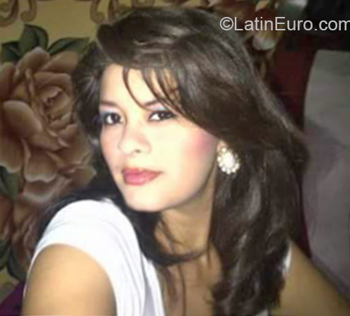 Date this lovely Honduras girl Lourdes from San Pedro Sula HN1466
