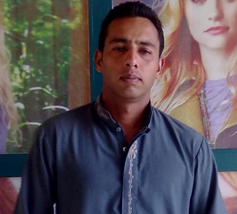 Date this pretty Pakistan man AHMED from Gujrat PK78