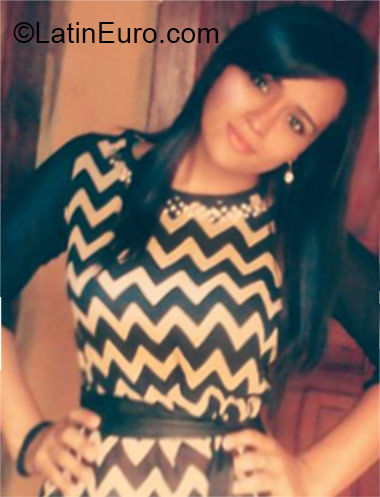 Date this exotic Honduras girl Mileidy from El Progreso HN1487
