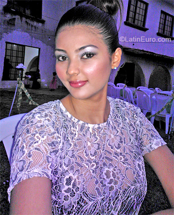 Date this hard body Honduras girl Ingrid from El Progreso HN1490
